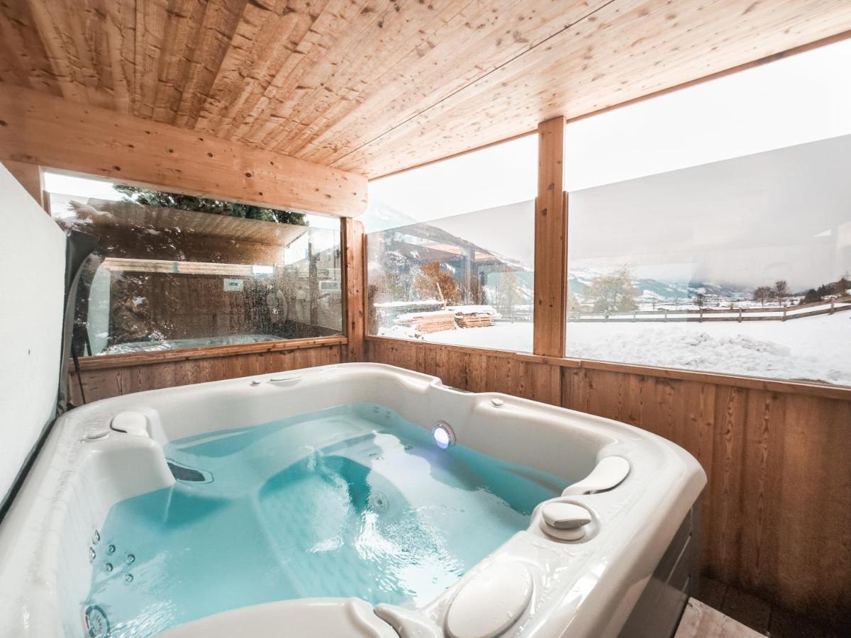 Kleinboden Sportlodge' Mountain Suite - Natural Pool, Whirlpool & Sauna By Alpenluxus Appartements מראה חיצוני תמונה